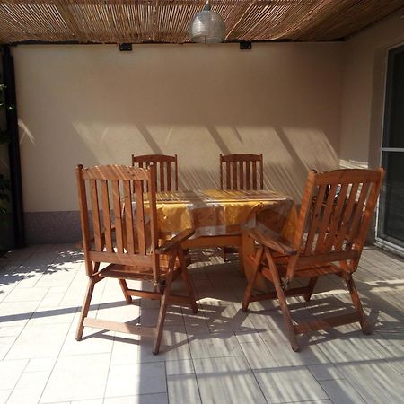 פיראן Apartments Pronavtik מראה חיצוני תמונה