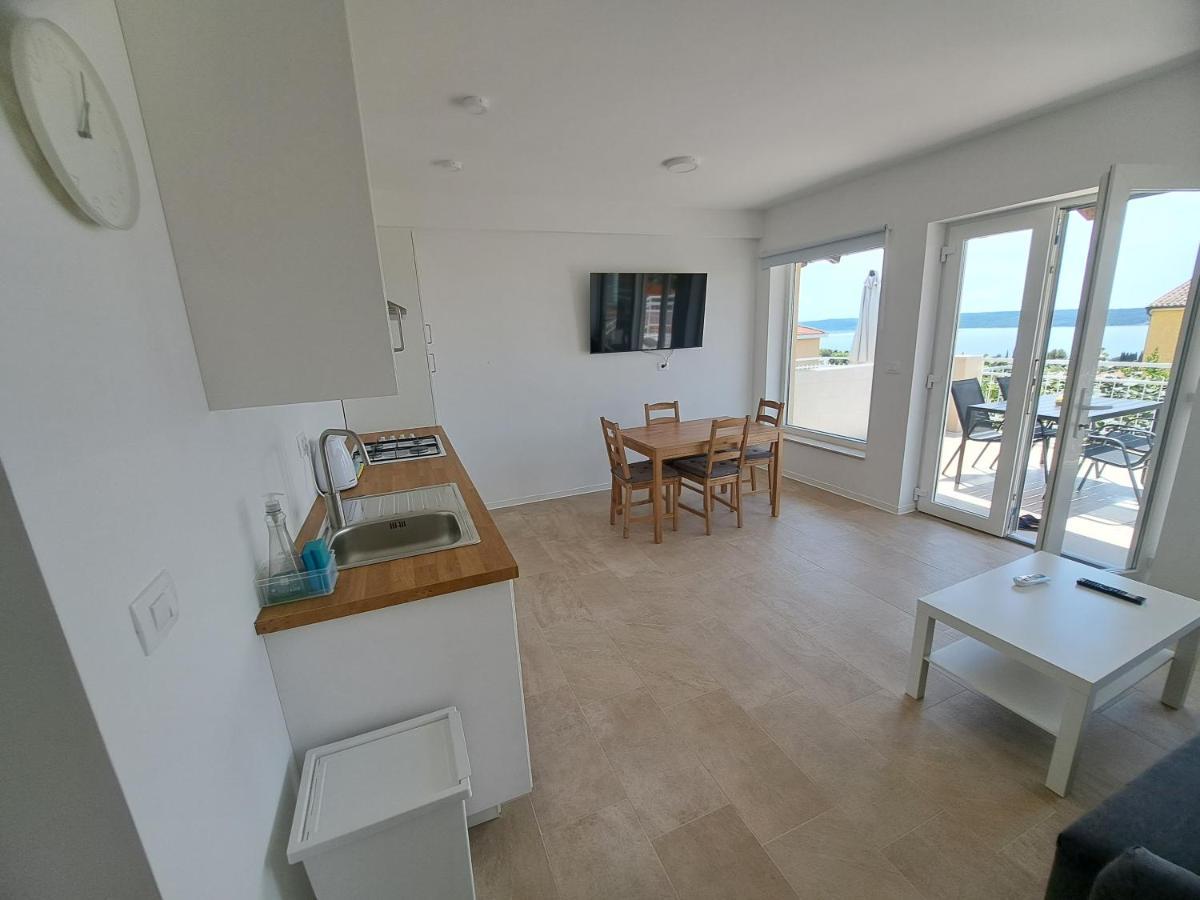 פיראן Apartments Pronavtik מראה חיצוני תמונה