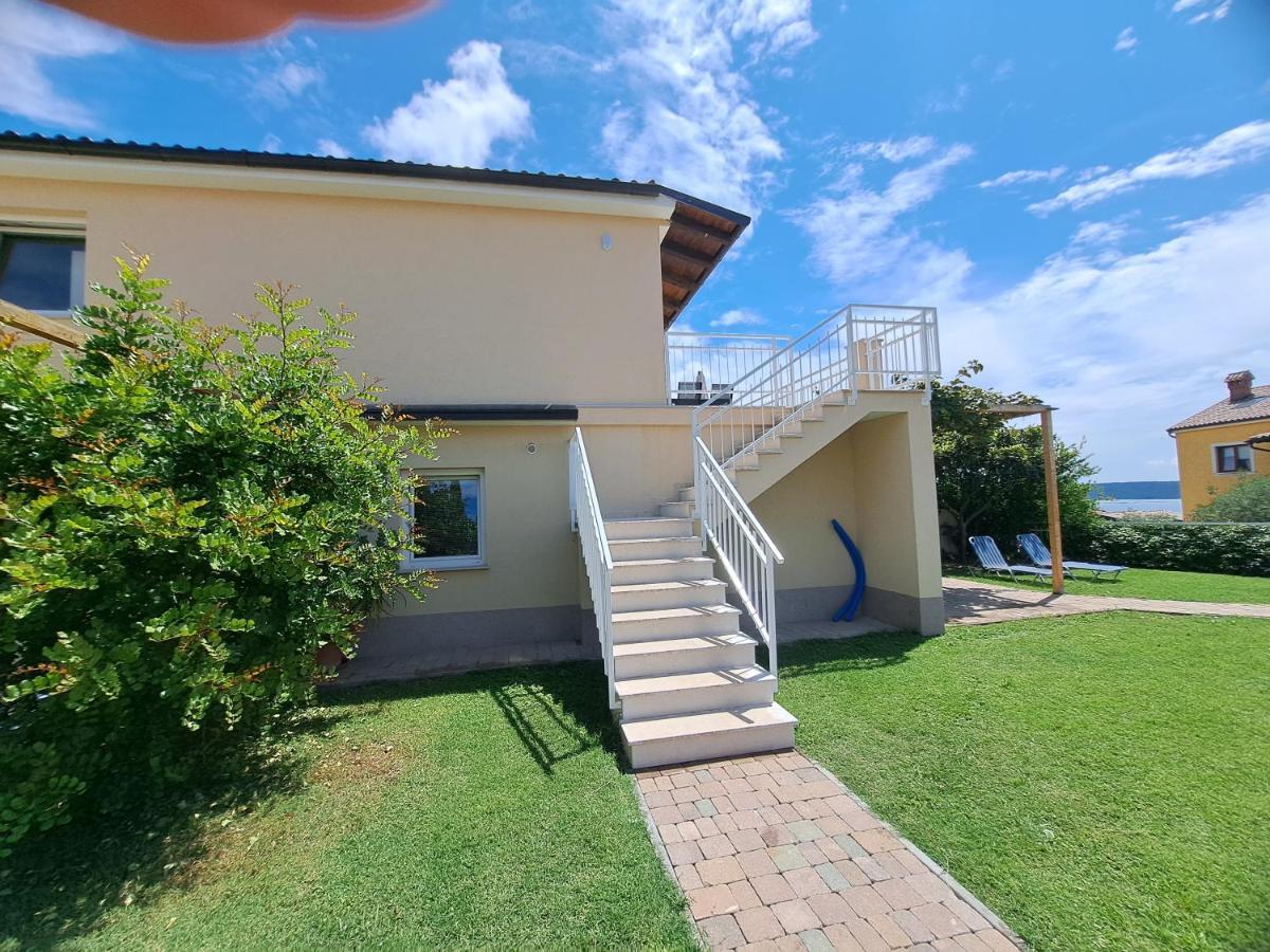 פיראן Apartments Pronavtik מראה חיצוני תמונה