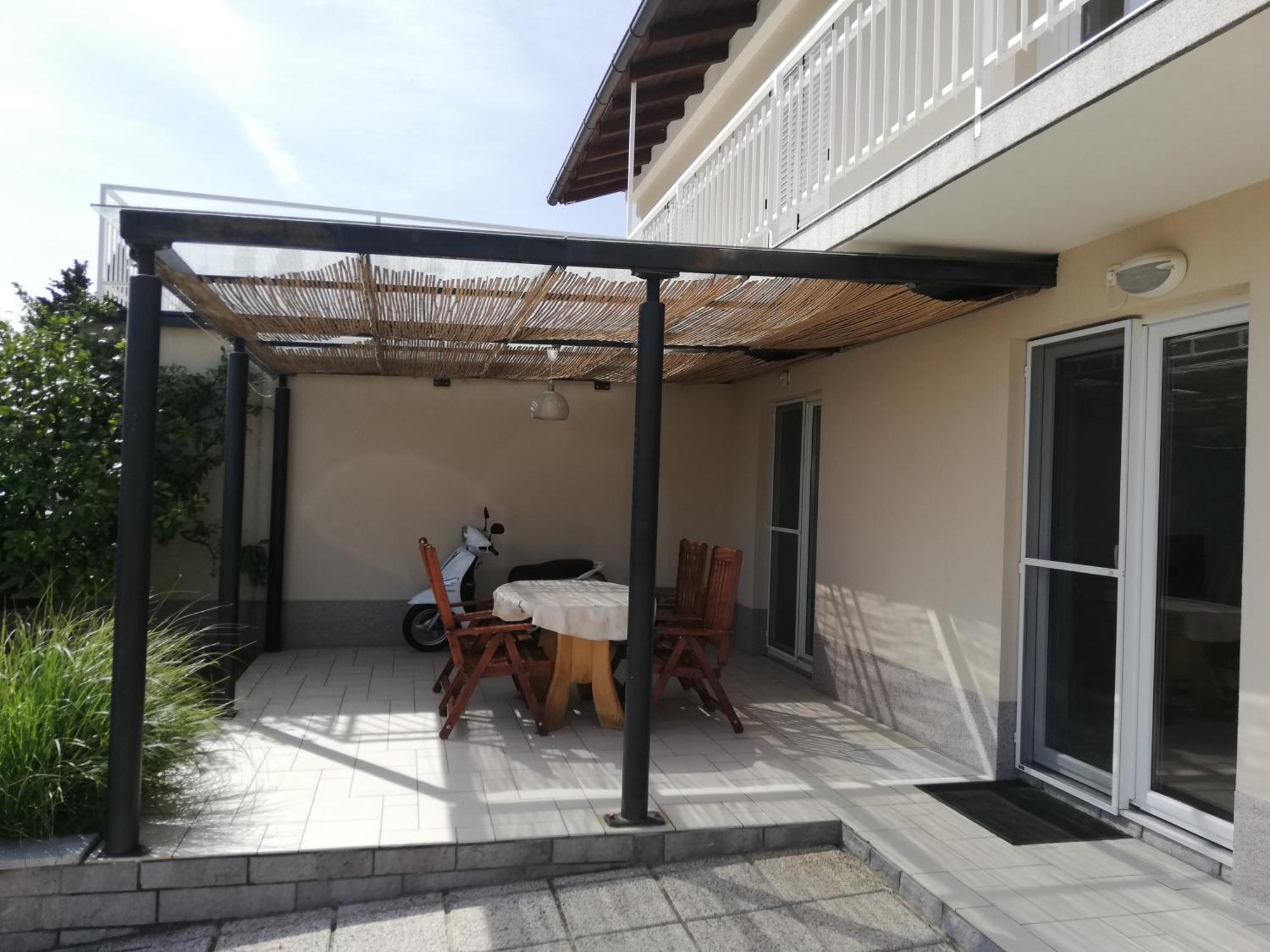 פיראן Apartments Pronavtik מראה חיצוני תמונה