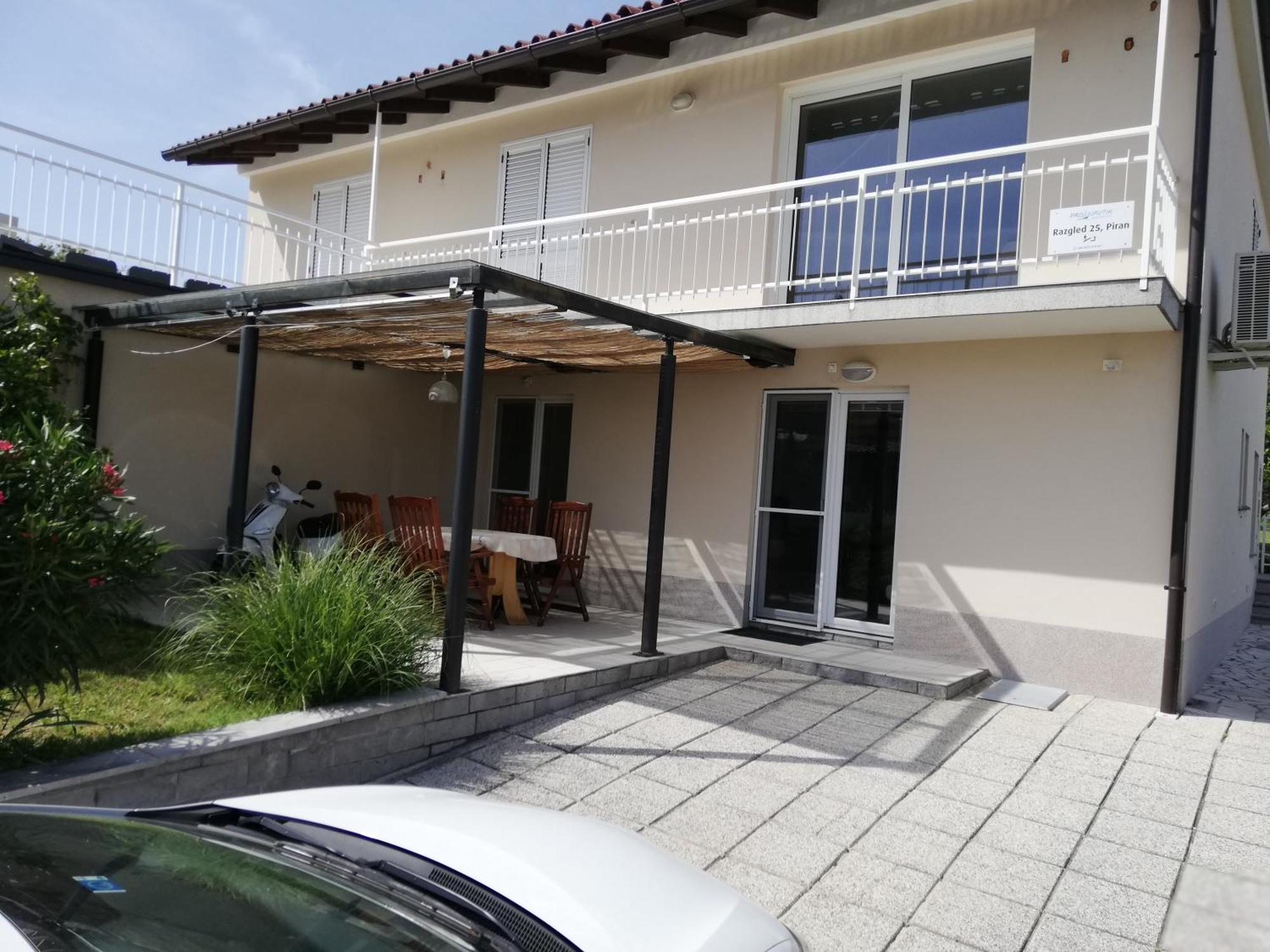 פיראן Apartments Pronavtik מראה חיצוני תמונה