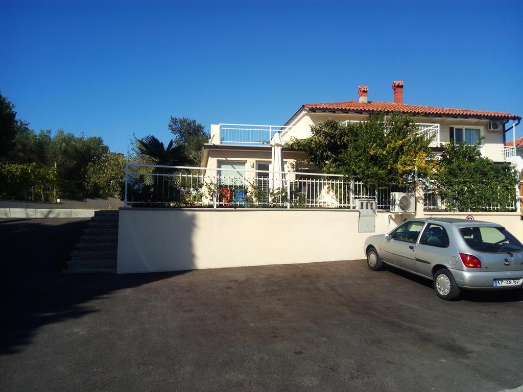 פיראן Apartments Pronavtik מראה חיצוני תמונה