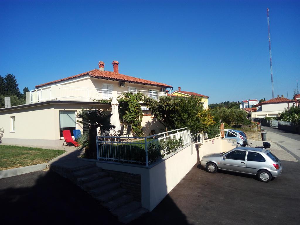 פיראן Apartments Pronavtik מראה חיצוני תמונה